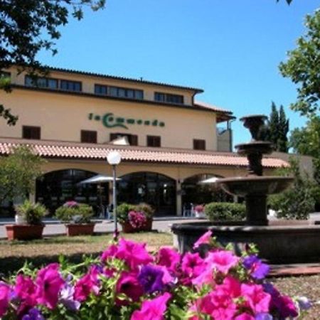 מונטפיאסקונה Residence Hotel La Commenda מראה חיצוני תמונה