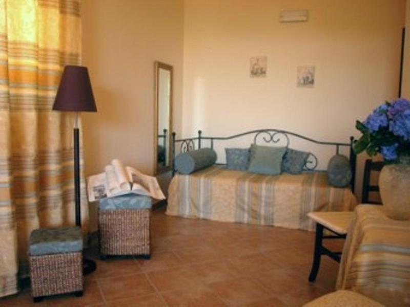 מונטפיאסקונה Residence Hotel La Commenda מראה חיצוני תמונה