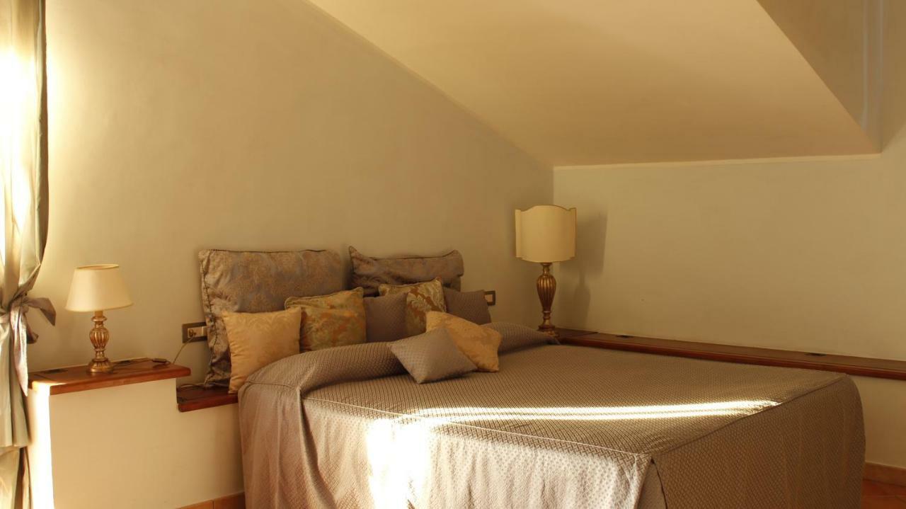 מונטפיאסקונה Residence Hotel La Commenda מראה חיצוני תמונה